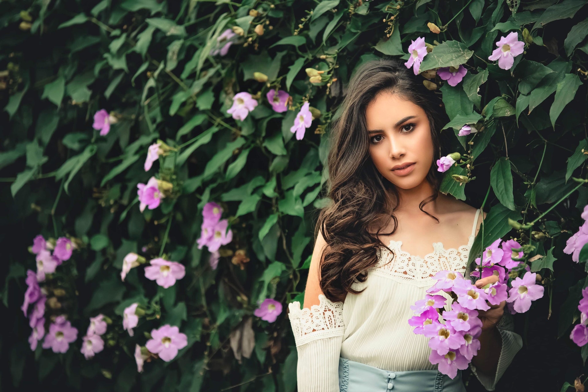 Let’s Create Your…
Own Style with Solitaire Decor!